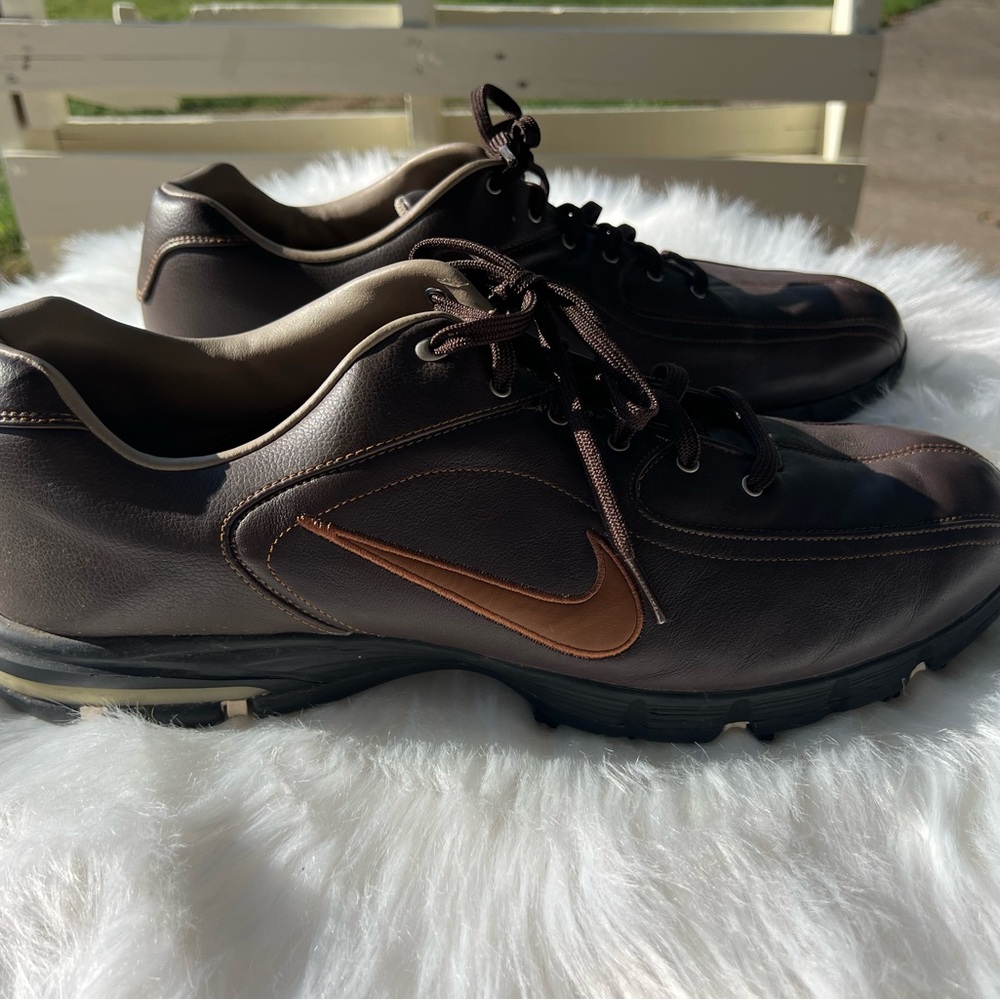 Nike Leather Golf Shoes